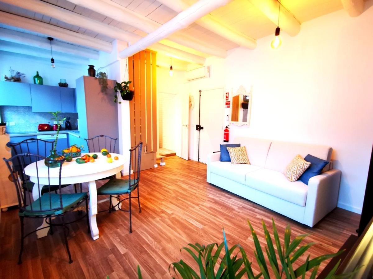 Charming Portuguese Style Apartment, For Rent "Vida A Portuguesa", "Amendoa Or Limao" Alojamento Local Portimão Exterior foto